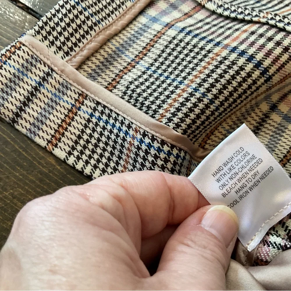 Modcloth Tan and Brown Plaid Blazer - Picture 11 of 11